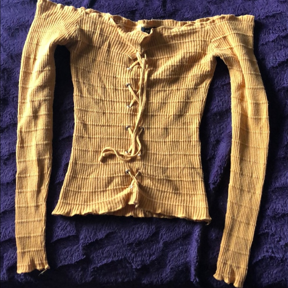 Rue 21 yellow off the shoulder top